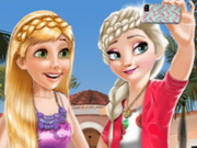 Frozen And Rapunzel Fashion Selfie