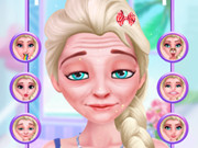 Elsa's Funny Selfie