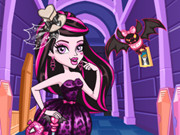 Draculaura Dress Up